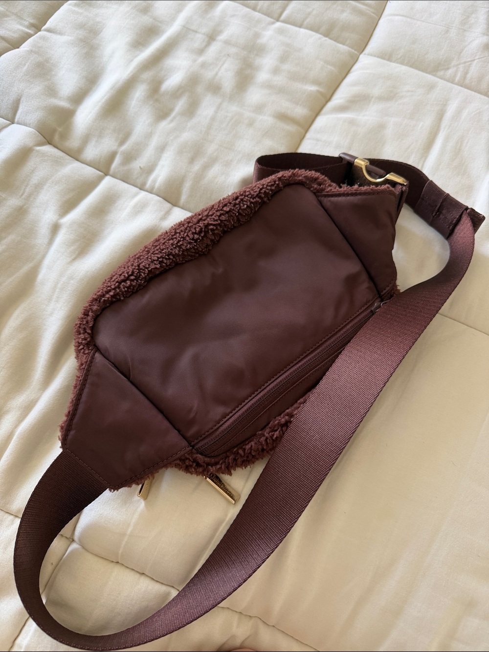 Like new- Lululemon athletica  Brown Sherpa Belt Bag - Picture 2 of 3